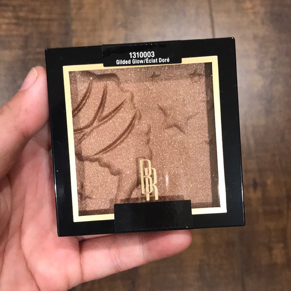 Highlighting powder